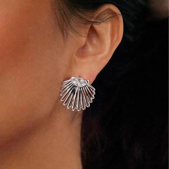 NWT Ettika Santorini Shell Silver Plated Studs Earrings Silver Plated Statement - Picture 2 of 5